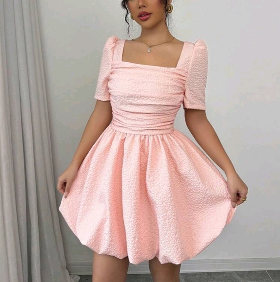 Women's Valentine's Day Pink Jacquard Ruched Short Sleeve Mini Dress - Picture 4 of 4